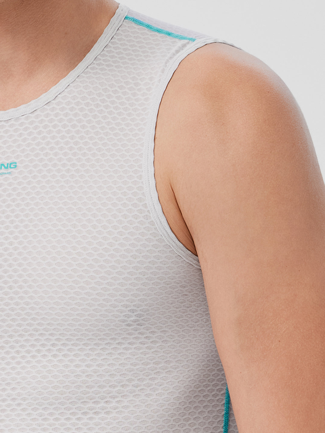 MEN'S SLEEVELESS BASE LAYER MCJBL001A