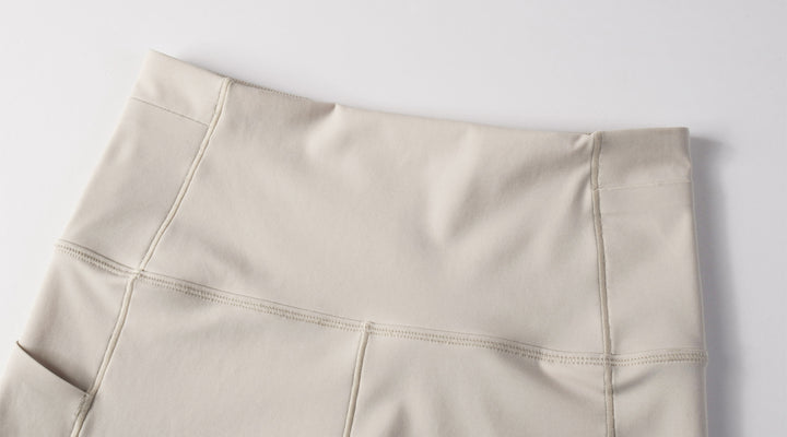 POCKET-Shorts mit hoher Taille NRRBK025