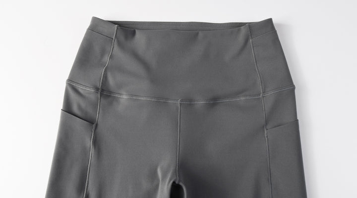 POCKET-Shorts mit hoher Taille NRRBK025